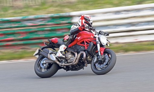 Ducati Monster 821 3